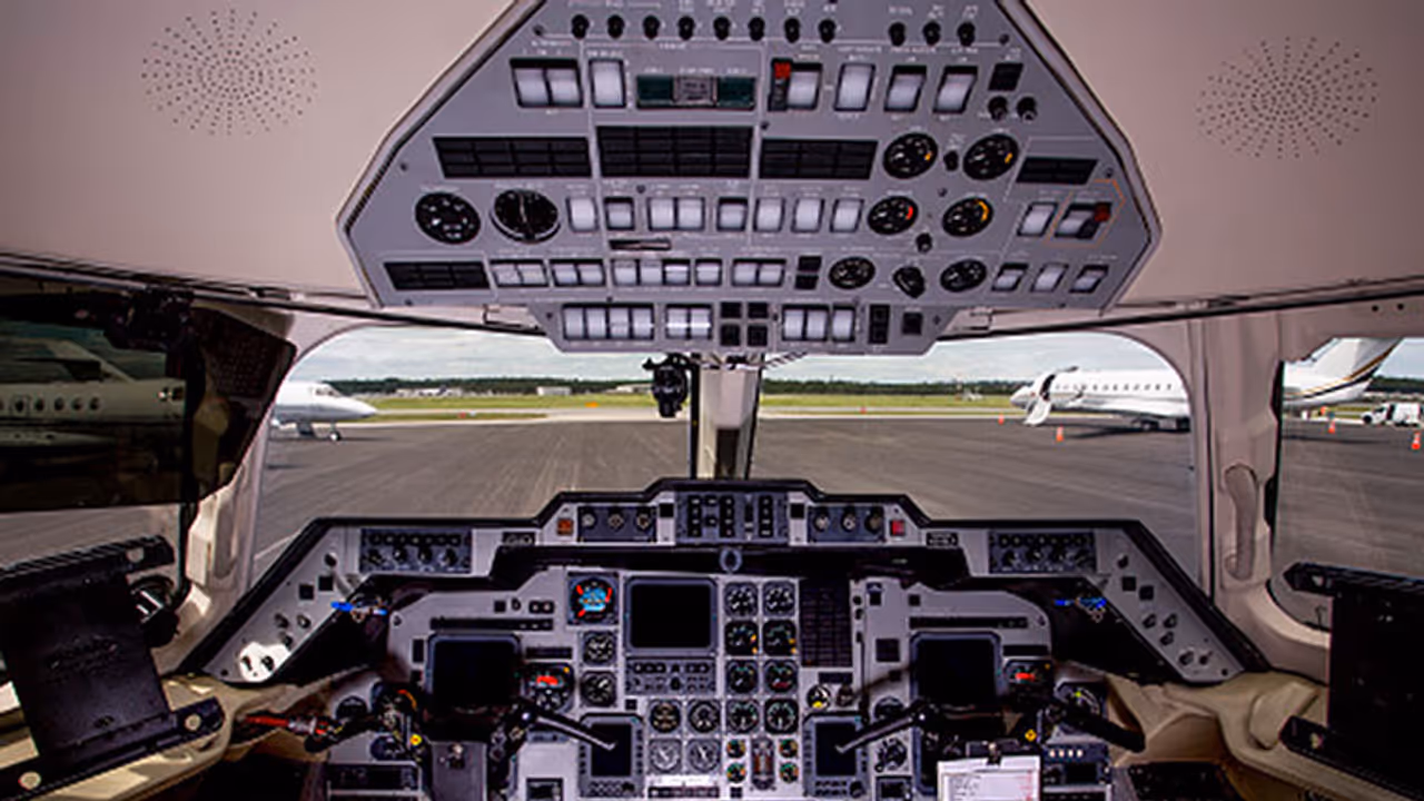 AI in cockpit defeats expert fighter pilot AI in cockpit defeats expert fighter pilot