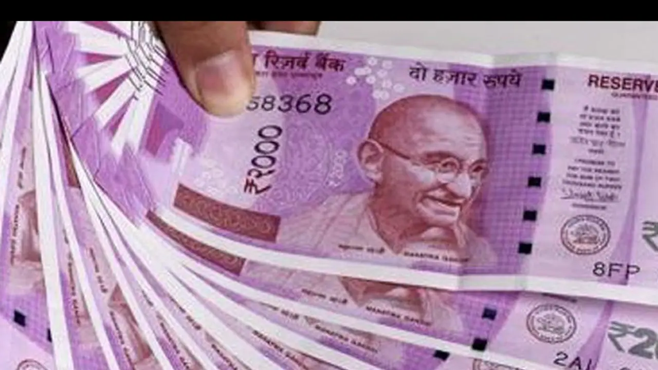 ಹೊಸ 500, 2000 ರು. ಹರಿದರೆ ವಿನಿಮಯ ಇಲ್ಲ ಹೊಸ 500, 2000 ರು. ಹರಿದರೆ ವಿನಿಮಯ ಇಲ್ಲ