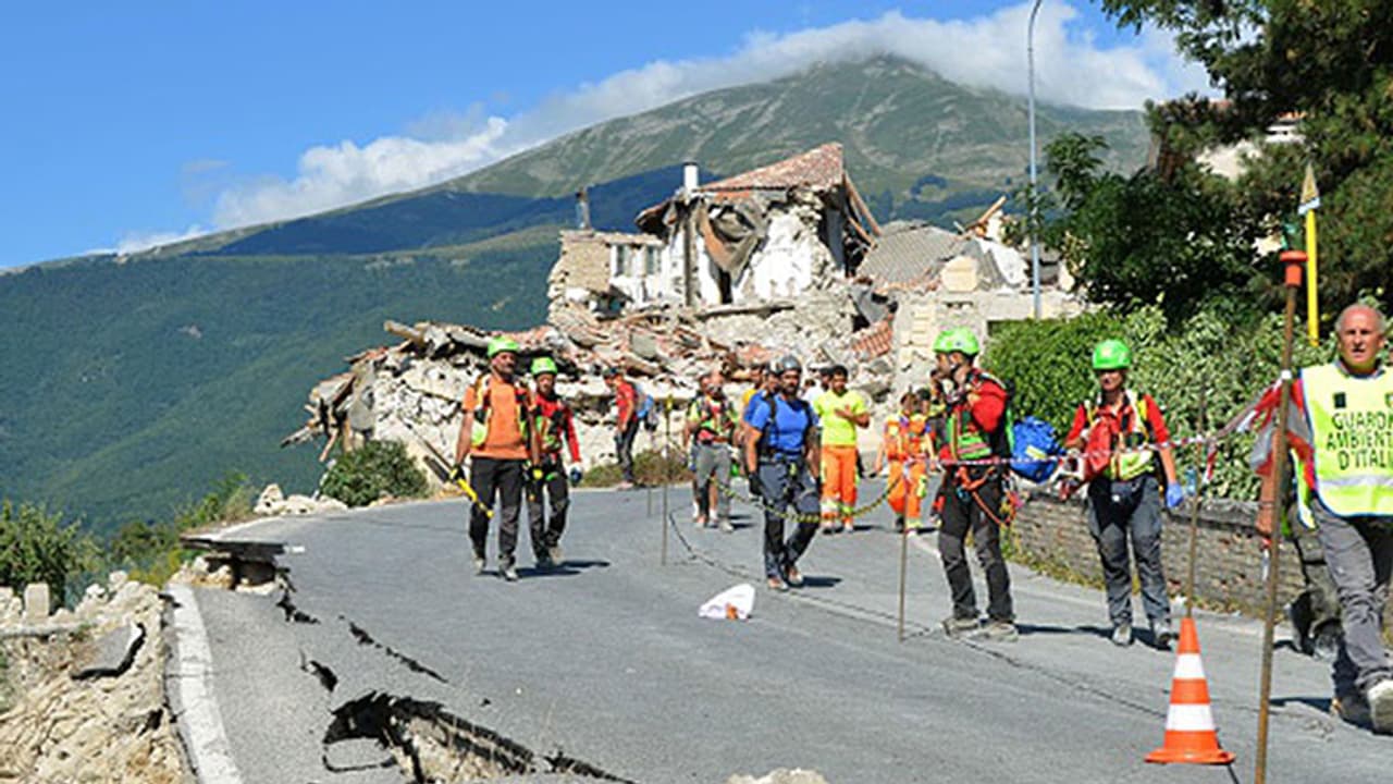 Italy earthquake: Death toll rises to 247 Italy earthquake: Death toll rises to 247