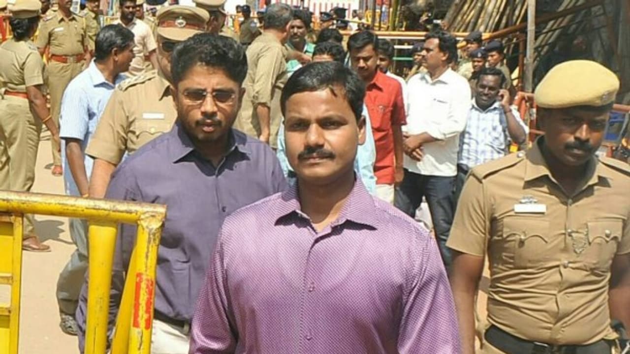 மூன்றே மாதம்தான் ; பிச்சைக்காரர்களே இருக்கமாட்டாங்க மதுரை மாவட்ட ஆட்சியர் நம்பிக்கை..! மூன்றே மாதம்தான் ; பிச்சைக்காரர்களே இருக்கமாட்டாங்க மதுரை மாவட்ட ஆட்சியர் நம்பிக்கை..!