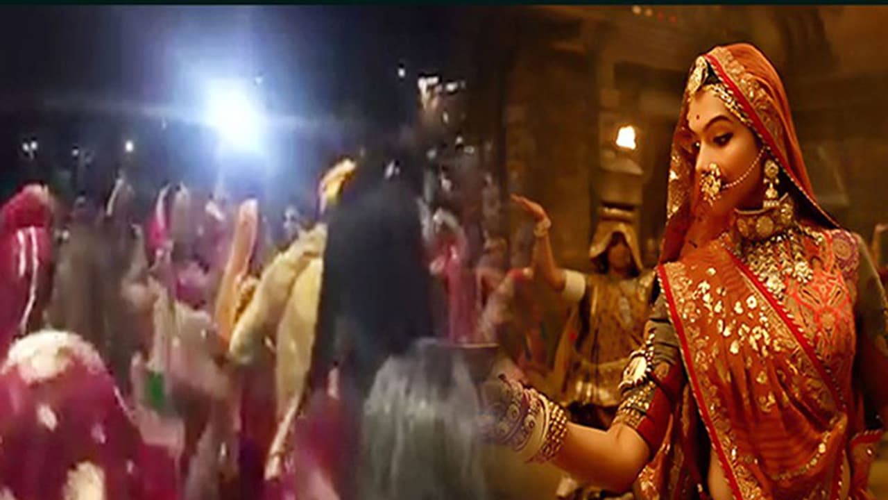 2 ವಾರದಲ್ಲಿ 200 ಕೋಟಿ ಸಂಪಾದಿಸಿದ ಪದ್ಮಾವತ್ 2 ವಾರದಲ್ಲಿ 200 ಕೋಟಿ ಸಂಪಾದಿಸಿದ ಪದ್ಮಾವತ್