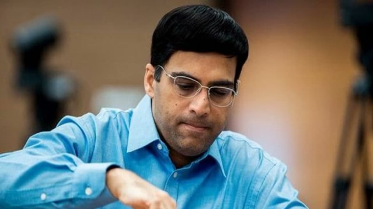 செஸ் போட்டியில் உலக சாம்பியனுக்கு சமம் என்று நீரூபித்த விஸ்வநாதன் ஆனந்த்... செஸ் போட்டியில் உலக சாம்பியனுக்கு சமம் என்று நீரூபித்த விஸ்வநாதன் ஆனந்த்...