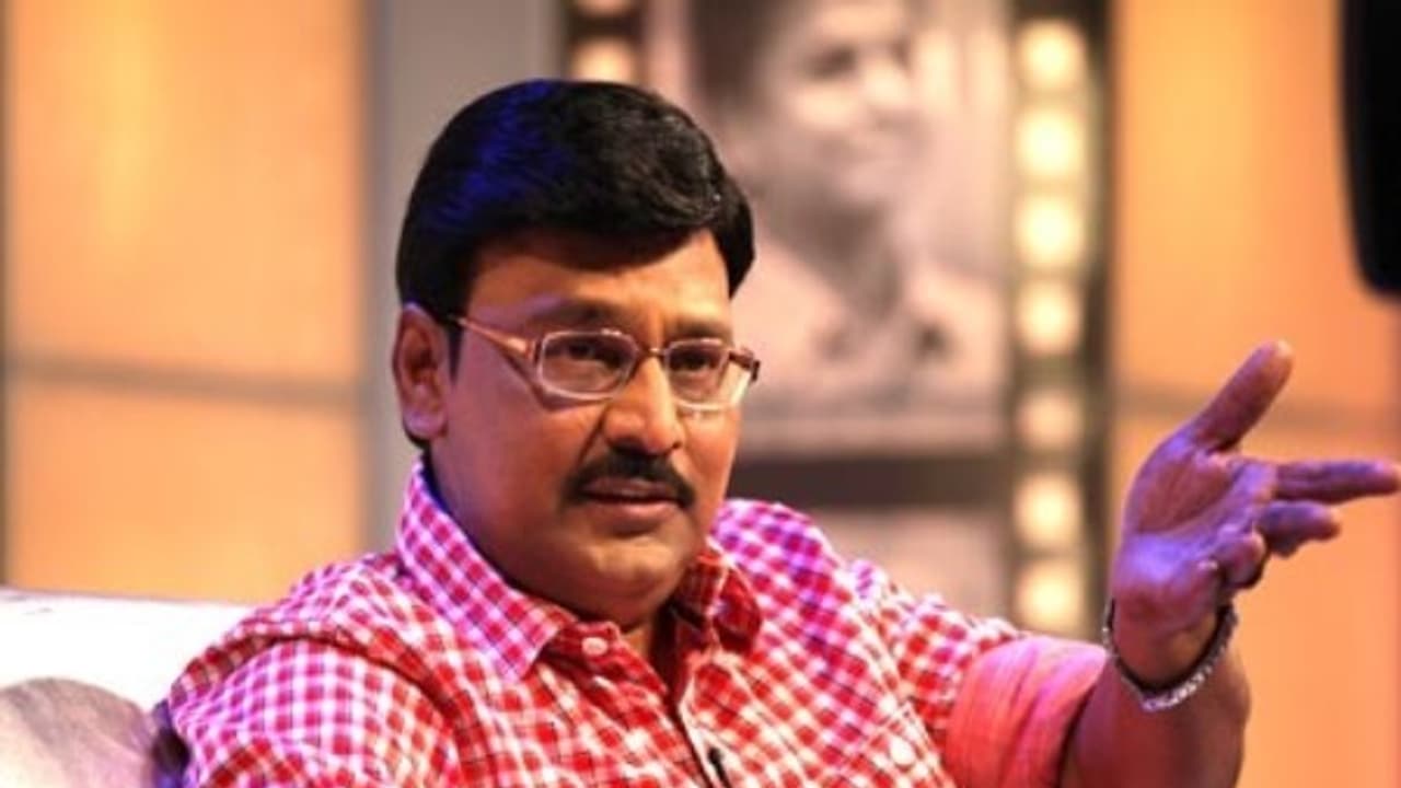 நான் இந்த கட்சியில் தான் சேரப்போறன்... அதிரடியாக அறிவிப்பு வெளியிட்ட கே.பாக்கயராஜ்..! நான் இந்த கட்சியில் தான் சேரப்போறன்... அதிரடியாக அறிவிப்பு வெளியிட்ட கே.பாக்கயராஜ்..!