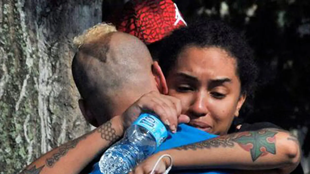 Orlando grieves its dead, stands defiant in tragedy Orlando grieves its dead, stands defiant in tragedy