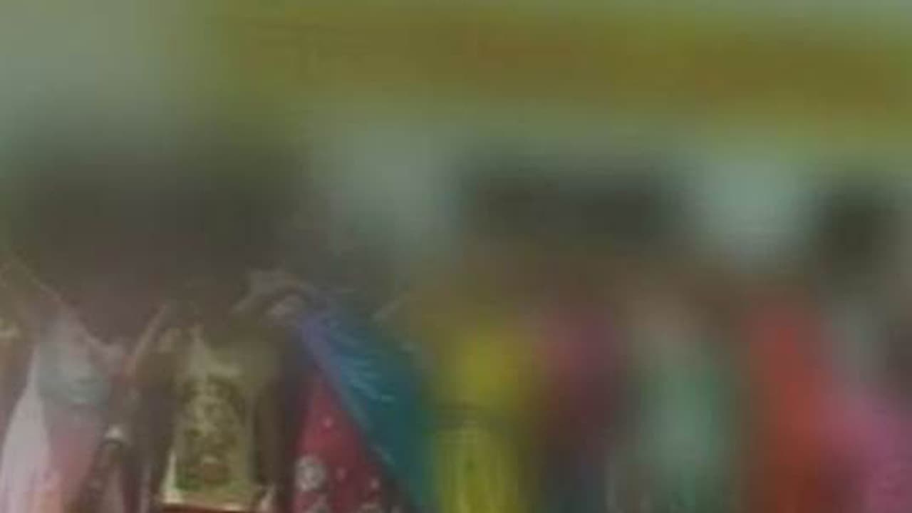 ವಿದ್ಯಾರ್ಥಿನಿಯರನ್ನು ಬೆತ್ತಲೆ ನಿಲ್ಲಿಸಿ ಋತುಸ್ರಾವದ ರಕ್ತ ಪರೀಕ್ಷಿಸಿದ ನೀಚ ವಾರ್ಡನ್! ವಿದ್ಯಾರ್ಥಿನಿಯರನ್ನು ಬೆತ್ತಲೆ ನಿಲ್ಲಿಸಿ ಋತುಸ್ರಾವದ ರಕ್ತ ಪರೀಕ್ಷಿಸಿದ ನೀಚ ವಾರ್ಡನ್!