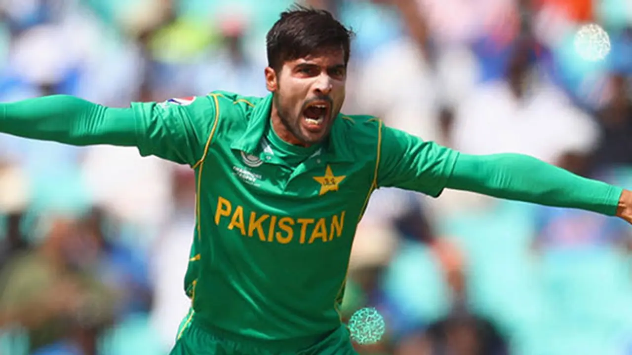 കോലിയുടെ പ്രശംസയ്ക്ക് അമീറിന്റെ മറുപടി കോലിയുടെ പ്രശംസയ്ക്ക് അമീറിന്റെ മറുപടി