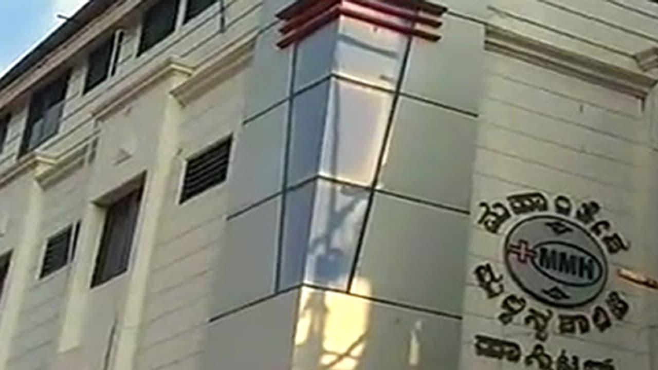 ರಾಜ್ಯದ ಪ್ರತಿಷ್ಠಿತ ಆಸ್ಪತ್ರೆಯಲ್ಲೇ ಭ್ರೂಣ ಹತ್ಯೆ : ಲೇಡಿ ವೈದ್ಯೆಯಿಂದಲೇ ಭ್ರೂಣ ಲಿಂಗ ಪತ್ತೆ ದಂಧೆ ರಾಜ್ಯದ ಪ್ರತಿಷ್ಠಿತ ಆಸ್ಪತ್ರೆಯಲ್ಲೇ ಭ್ರೂಣ ಹತ್ಯೆ : ಲೇಡಿ ವೈದ್ಯೆಯಿಂದಲೇ ಭ್ರೂಣ ಲಿಂಗ ಪತ್ತೆ ದಂಧೆ