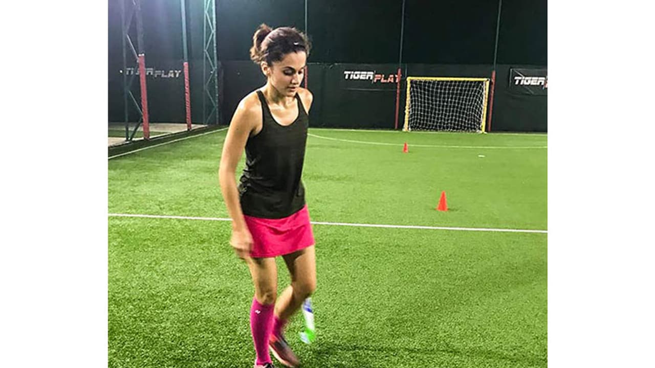 ഇനി തപ്സി പനു ഹോക്കി താരം! ഇനി തപ്സി പനു ഹോക്കി താരം!