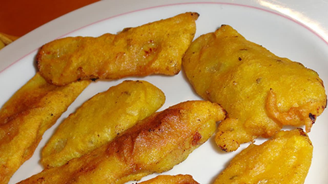 ചായക്കടയിൽ പാവം പഴംപൊരി, ബേക്കറിയിലെത്തിയാൽ 'അൽ പഴംപൊരി'; 18 ശതമാനം ജിഎസ്ടി കുറയ്ക്കണമെന്ന് ബേക്കറി ഉടമകൾ 