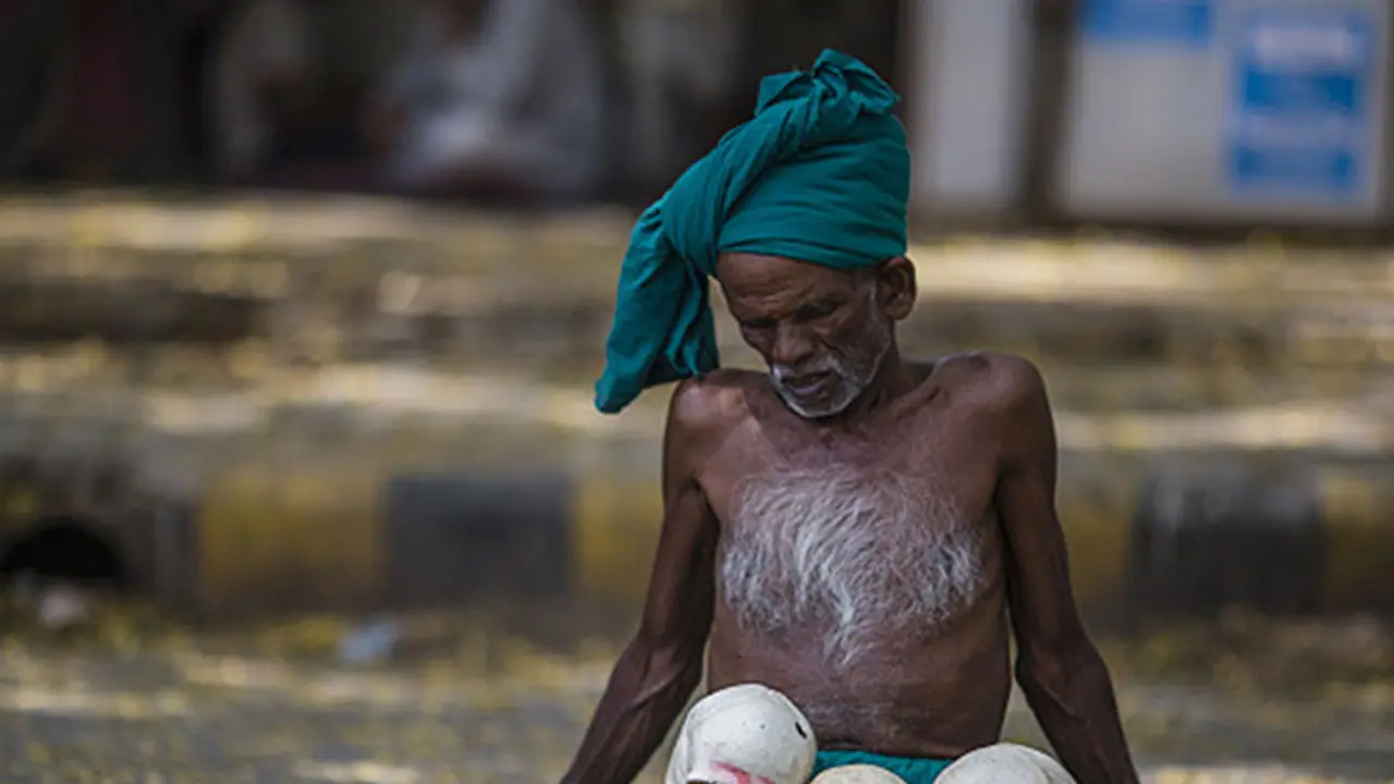 5 weird protests that took people aback in India over the years 5 weird protests that took people aback in India over the years