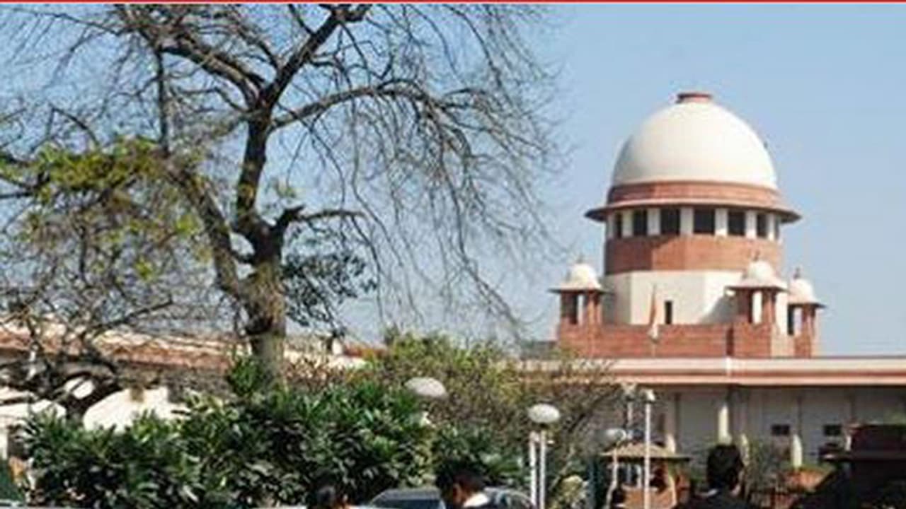 ನ್ಯಾಯಾಧೀಶರ ವಿರುದ್ಧದ ಲಂಚದ ಪ್ರಕರಣ: ಅರ್ಜಿ ತಿರಸ್ಕರಿಸಿದ ಸುಪ್ರೀಂ ನ್ಯಾಯಾಧೀಶರ ವಿರುದ್ಧದ ಲಂಚದ ಪ್ರಕರಣ: ಅರ್ಜಿ ತಿರಸ್ಕರಿಸಿದ ಸುಪ್ರೀಂ