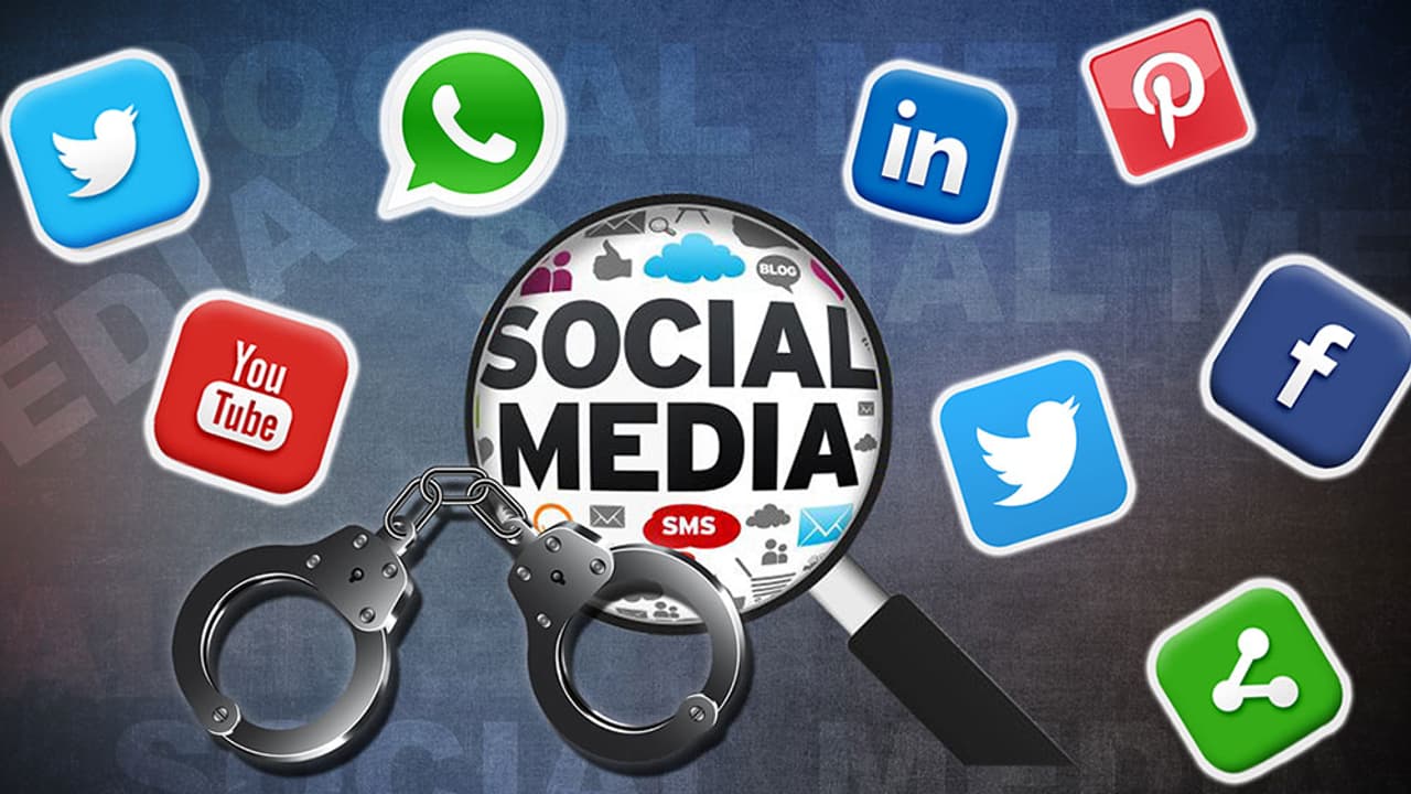 సొంత కోడలిపైనే వేధింపులకు పాల్పడిన మామ... సొంత కోడలిపైనే వేధింపులకు పాల్పడిన మామ...