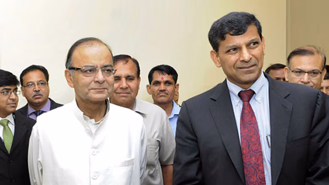Rajan exit a bad omen for India, say experts Rajan exit a bad omen for India, say experts