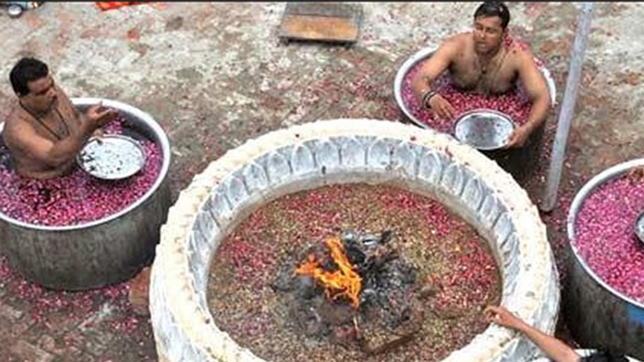 ಮಳೆಗಾಗಿ ಹಲವೆಡೆ ನಡೀತಿದೆ ಪರ್ಜನ್ಯ ಜಪ; ಯಾರು ಈ ಪರ್ಜನ್ಯ? ಮಳೆಗಾಗಿ ಹಲವೆಡೆ ನಡೀತಿದೆ ಪರ್ಜನ್ಯ ಜಪ; ಯಾರು ಈ ಪರ್ಜನ್ಯ?