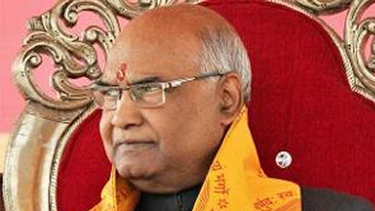 ರಾಷ್ಟ್ರಪತಿ ಅಭ್ಯರ್ಥಿಯಾಗಿ ಕೋವಿಂದ್: ಯಾರ್ಯಾರು ಏನೇನ್ ಹೇಳ್ತಾರೆ? ರಾಷ್ಟ್ರಪತಿ ಅಭ್ಯರ್ಥಿಯಾಗಿ ಕೋವಿಂದ್: ಯಾರ್ಯಾರು ಏನೇನ್ ಹೇಳ್ತಾರೆ?