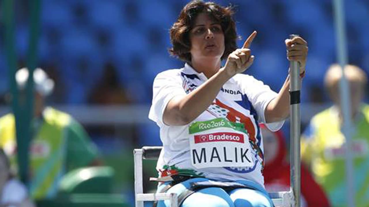 ದೀಪಾ ಮಲಿಕ್ ಆರೋಪಕ್ಕೆ ಕ್ಷಮೆ ಕೇಳಿದ ವಿಸ್ತಾರ ಏರ್ ಲೈನ್ಸ್ ದೀಪಾ ಮಲಿಕ್ ಆರೋಪಕ್ಕೆ ಕ್ಷಮೆ ಕೇಳಿದ ವಿಸ್ತಾರ ಏರ್ ಲೈನ್ಸ್