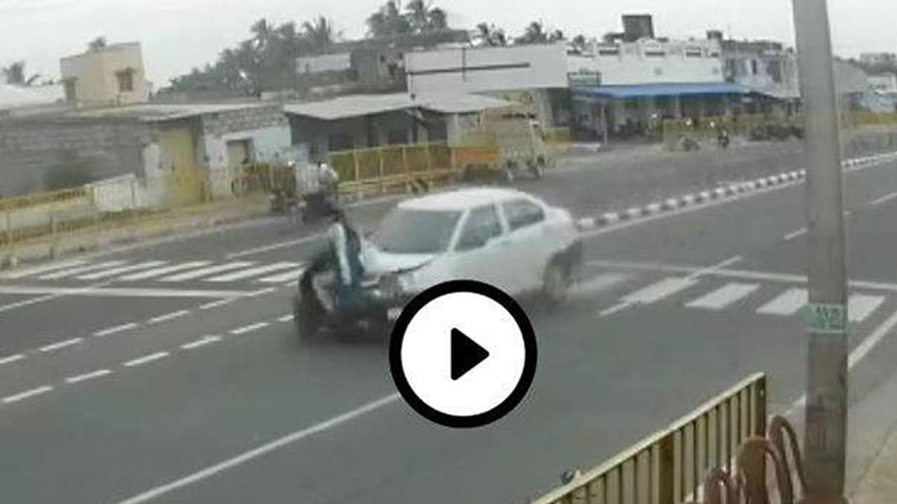 അലക്ഷ്യമായി റോഡു മുറിച്ചു കടക്കുന്നവര്‍ ഈ വീഡിയോ തീര്‍ച്ചയായും കാണണം