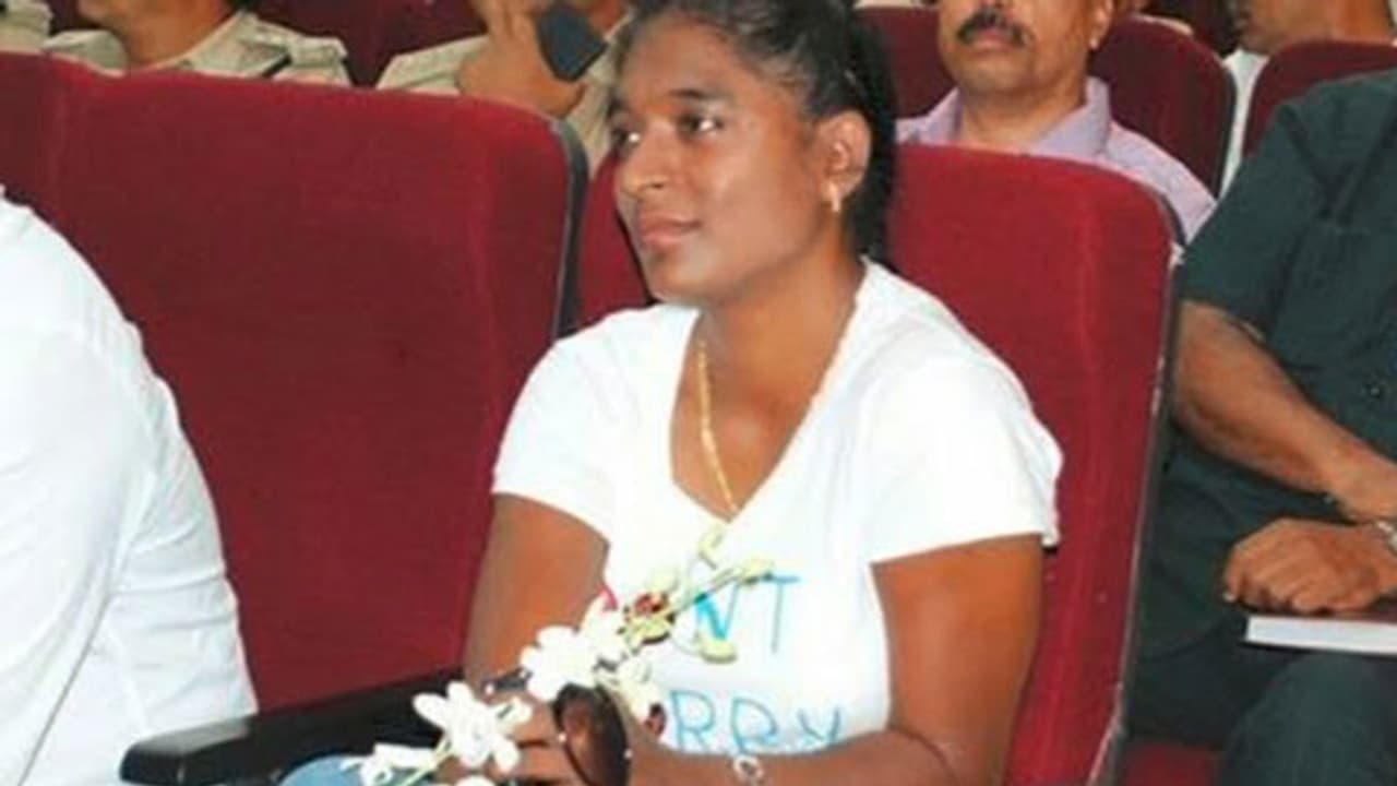 Woman police officer in Hyderabad harassed by stalker Woman police officer in Hyderabad harassed by stalker