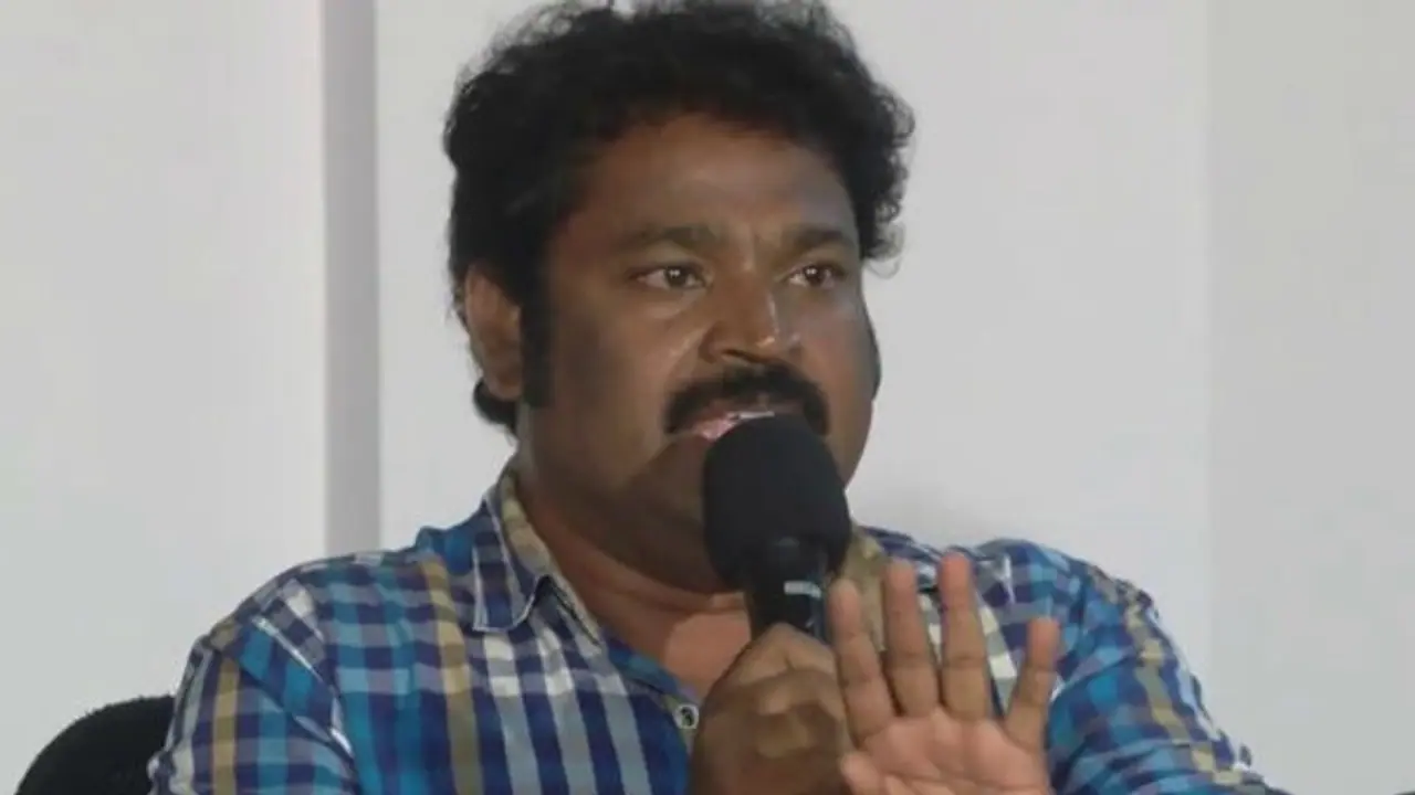 புலிக் கொடியைக் கூட காட்ட முடியவில்லை இது சோழர்கள் படமா.. பொன்னியின் செல்வனை கழுவி ஊற்றிய கவுதமன். 