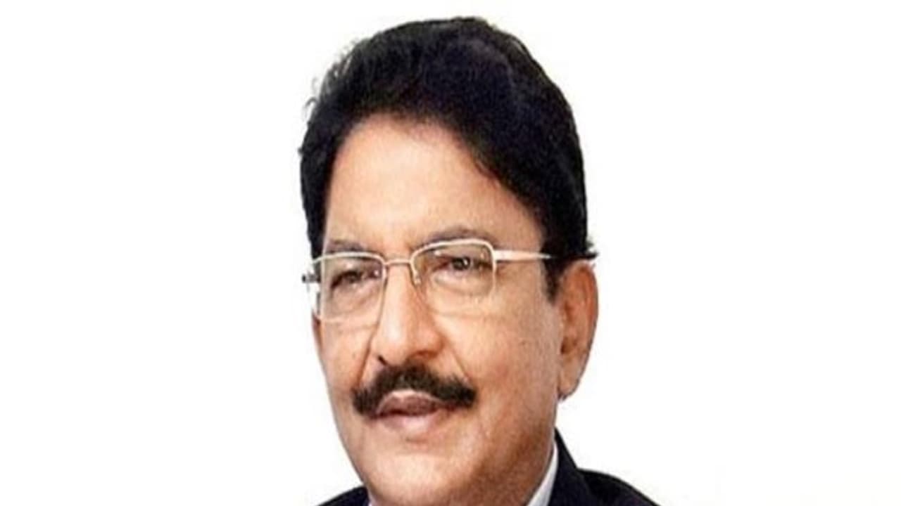 దేశానికి హైదరాబాద్ రెండో రాజధాని అవుతుంది.. అంబేద్కర్ ఆలోచనా ఇదే : విద్యాసాగర్ రావు సంచలన వ్యాఖ్యలు దేశానికి హైదరాబాద్ రెండో రాజధాని అవుతుంది.. అంబేద్కర్ ఆలోచనా ఇదే : విద్యాసాగర్ రావు సంచలన వ్యాఖ్యలు