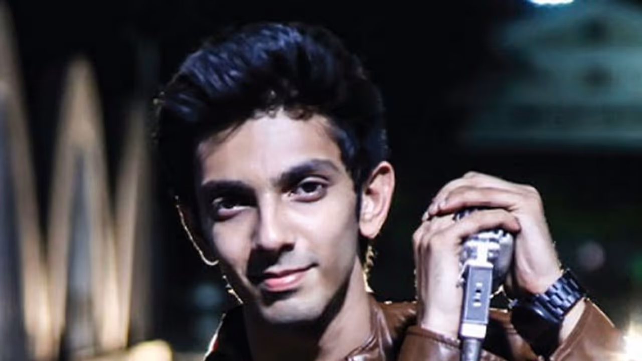 அன்பான 'மூத்த சகோதரர்' அனிரூத் வெளியிட்ட புகைப்படத்திற்கு அள்ளும் லைக்ஸ்! அன்பான 'மூத்த சகோதரர்' அனிரூத் வெளியிட்ட புகைப்படத்திற்கு அள்ளும் லைக்ஸ்!