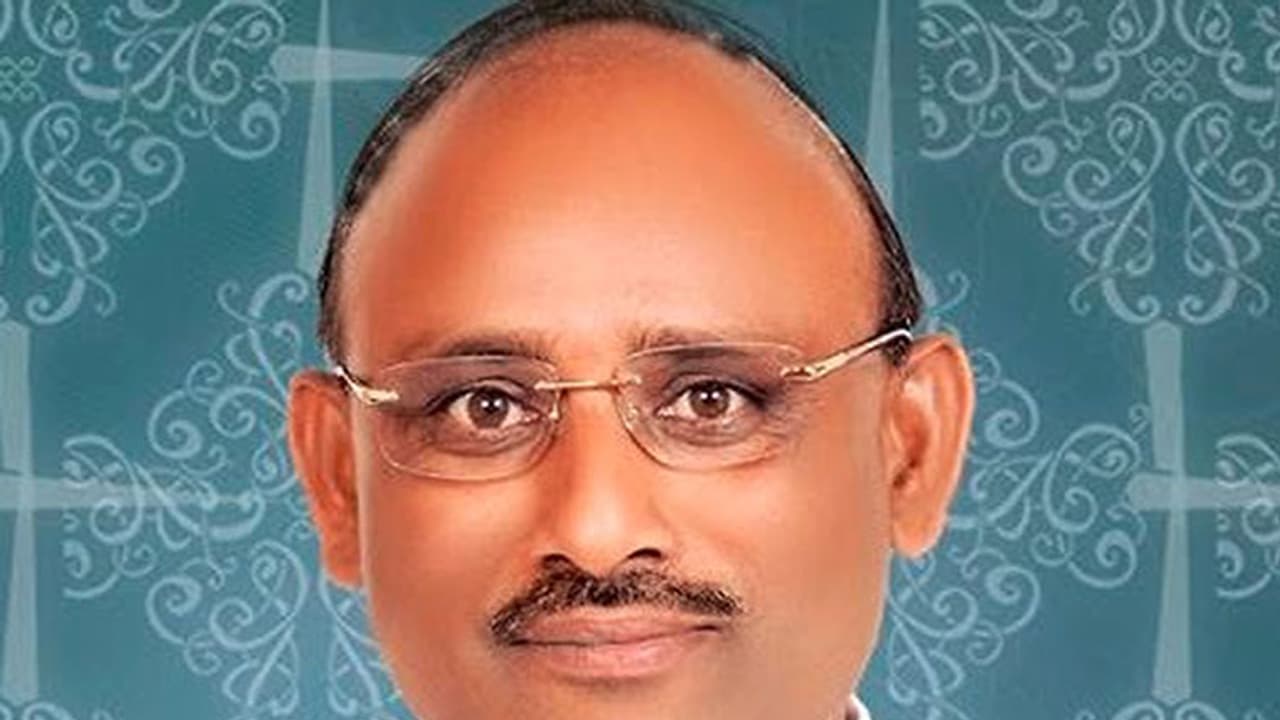 టిడిపి మున్సిపల్ ఛైర్మన్ అభ్యర్థి అరెస్ట్... టిటిడి మాజీ ఛైర్మన్ పైనా కేసు టిడిపి మున్సిపల్ ఛైర్మన్ అభ్యర్థి అరెస్ట్... టిటిడి మాజీ ఛైర్మన్ పైనా కేసు