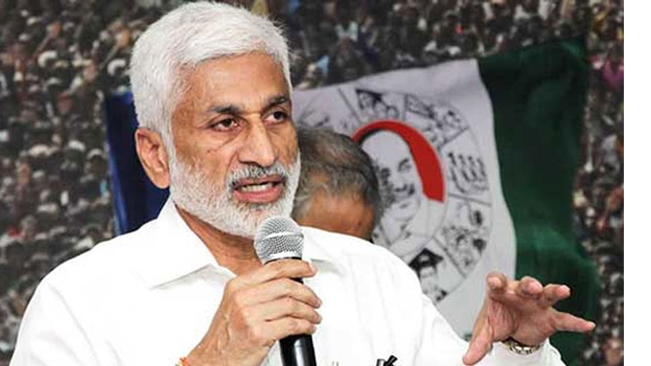 నాపై దాడి జరగిందంటూ ఫిర్యాదు: విజయసాయికి చుక్కెదురు, అంతా అబద్ధమన్న ప్రివిలేజ్ కమిటీ