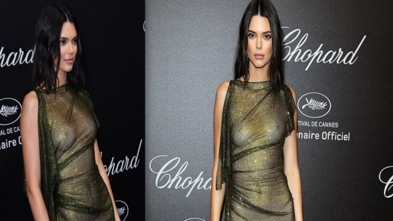 நிர்வாண ஆடை போட்டு அசத்திய நடிகை? கவர்ச்சியை அள்ளிக் கொட்டிய அழகி... நிர்வாண ஆடை போட்டு அசத்திய நடிகை? கவர்ச்சியை அள்ளிக் கொட்டிய அழகி...