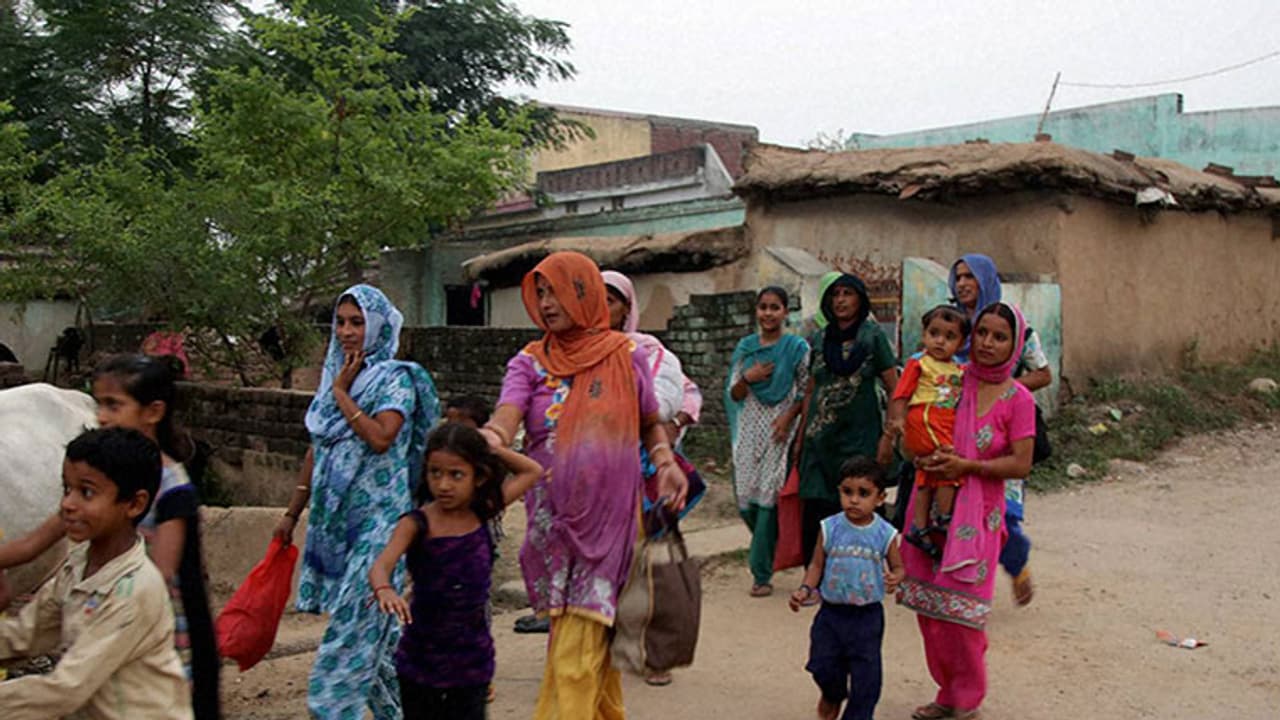 Kudumbashree introduces 'Balasabhas' for migrant children in Kerala Kudumbashree introduces 'Balasabhas' for migrant children in Kerala