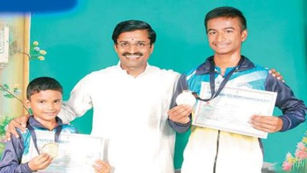 ஆசிய பசிபிக் யோகாசனப் போட்டியில் கும்மிடிப்பூண்டி மாணவர்களுக்கு தங்கம்… ஆசிய பசிபிக் யோகாசனப் போட்டியில் கும்மிடிப்பூண்டி மாணவர்களுக்கு தங்கம்…