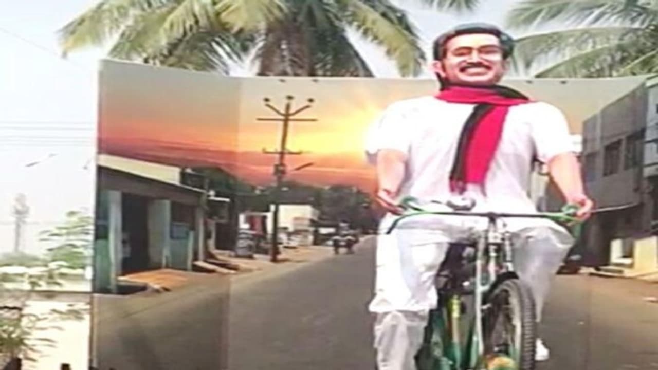 திமுக மாநாட்டுக்கு அழைப்பு விடுக்கும் ஸ்டாலின் உருவபொம்மை! அச்சு அசலா இருக்கே... ஆச்சரியத்தில் வாய் பிளக்கும் மக்கள்! திமுக மாநாட்டுக்கு அழைப்பு விடுக்கும் ஸ்டாலின் உருவபொம்மை! அச்சு அசலா இருக்கே... ஆச்சரியத்தில் வாய் பிளக்கும் மக்கள்!