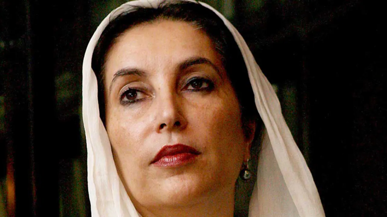 इमरान खान पर हुए हमले से आई बेनजीर हत्याकांड की याद, पाकिस्तान में नेताओं की हत्या नहीं नई बात