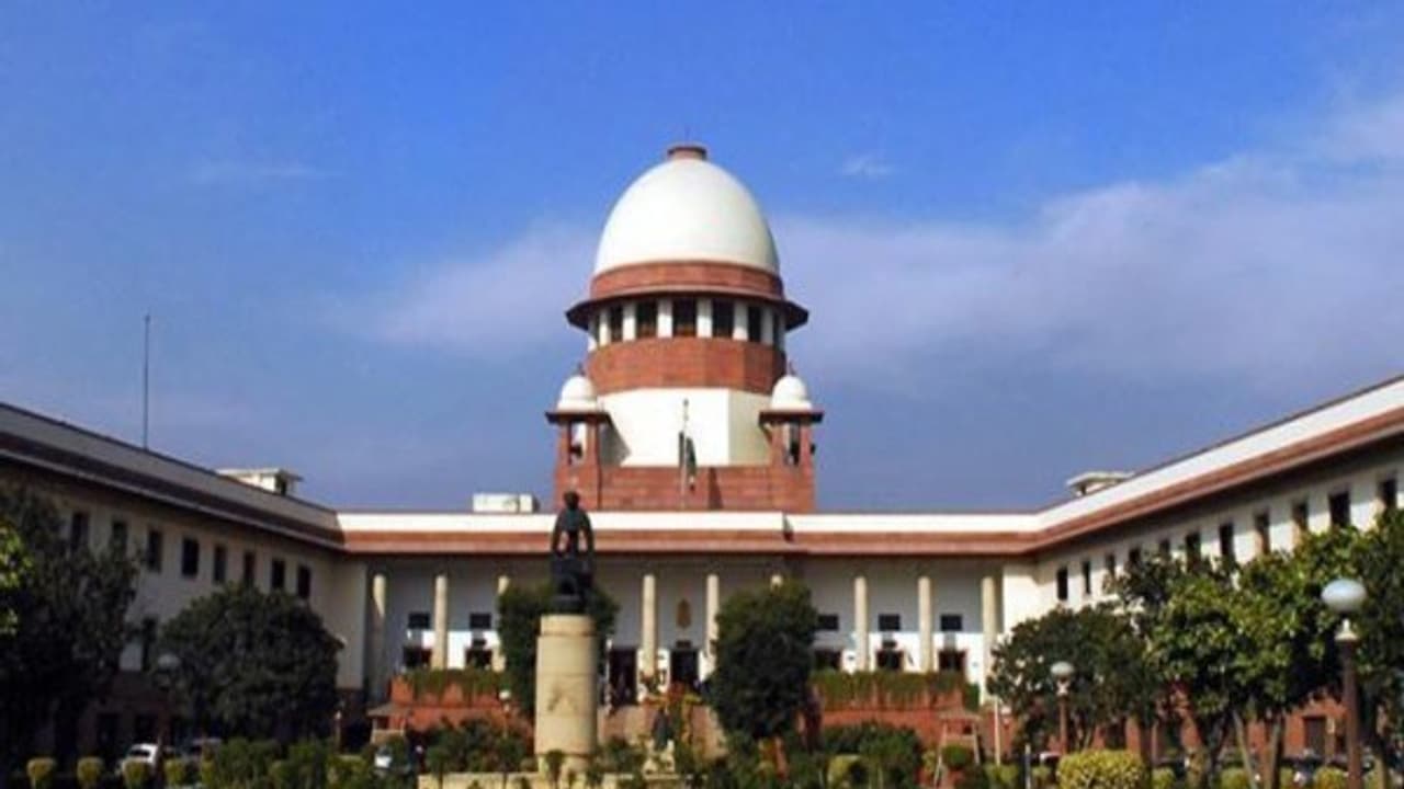 ರೀ ನಾವಲ್ಲ, ‘ನೀವು’ ತಡೆಯಿರಿ: ಕಳಂಕಿತರ ಸ್ಪರ್ಧೆ ಕುರಿತ ಸುಪ್ರೀಂ ತೀರ್ಪು! ರೀ ನಾವಲ್ಲ, ‘ನೀವು’ ತಡೆಯಿರಿ: ಕಳಂಕಿತರ ಸ್ಪರ್ಧೆ ಕುರಿತ ಸುಪ್ರೀಂ ತೀರ್ಪು!