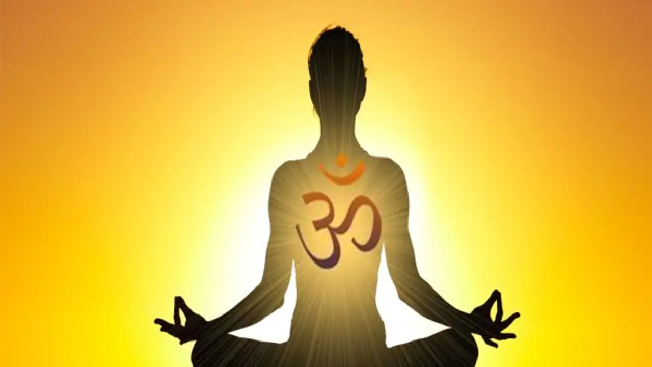 அனைத்தும் "ஓம்" மந்திரத்தில்...! அனைத்தும் "ஓம்" மந்திரத்தில்...!