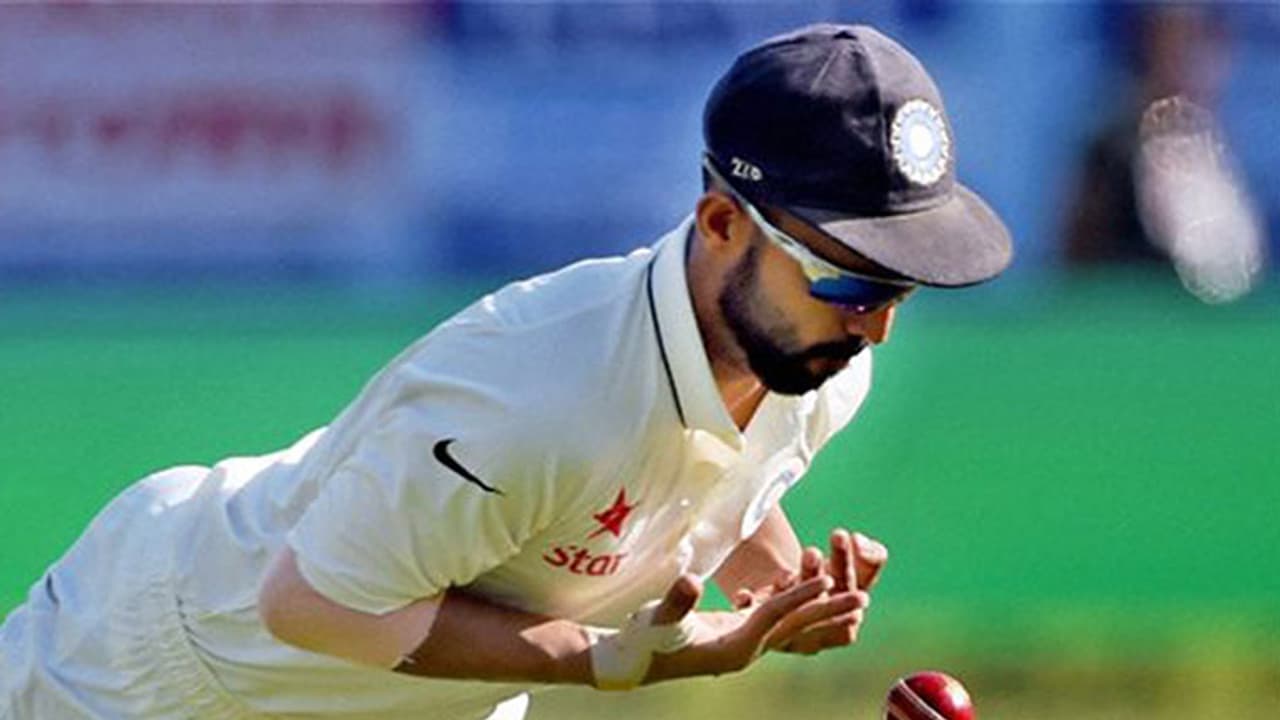 ചോരുന്ന കൈകള്; കാരണമറിയാതെ ഇന്ത്യന് താരങ്ങള് ചോരുന്ന കൈകള്; കാരണമറിയാതെ ഇന്ത്യന് താരങ്ങള്