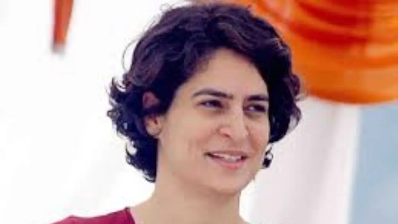 காங்கிரசின் சொத்து. பிரியங்காவுக்கு சொந்தமானதல்ல . புயலை கிளப்பும் உசேன் ஓவியம்..!!