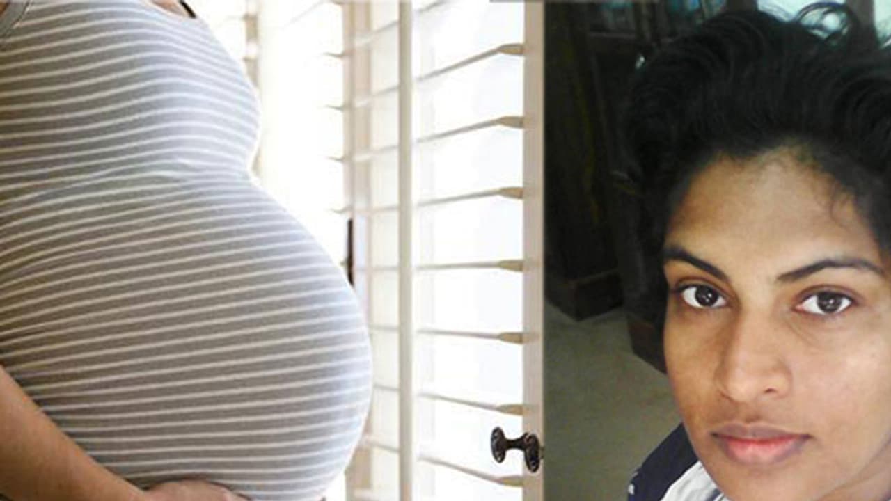 മതനിയമങ്ങൾ കൊണ്ടു ഇന്ത്യയെ പുതപ്പിച്ചുകൊല്ലാൻ നോക്കുന്ന എല്ലാത്തിനോടും വെറുപ്പ്; ചര്ച്ചയായി ഡോക്ടറുടെ കുറിപ്പ് മതനിയമങ്ങൾ കൊണ്ടു ഇന്ത്യയെ പുതപ്പിച്ചുകൊല്ലാൻ നോക്കുന്ന എല്ലാത്തിനോടും വെറുപ്പ്; ചര്ച്ചയായി ഡോക്ടറുടെ കുറിപ്പ്