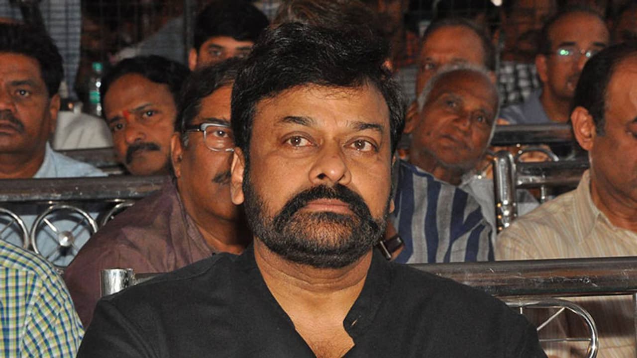 సైరా అప్డేట్: మెగాస్టార్ కు రెస్ట్ దొరకట్లే..! సైరా అప్డేట్: మెగాస్టార్ కు రెస్ట్ దొరకట్లే..!