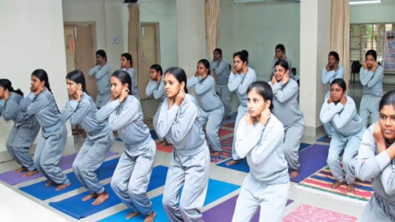 உங்கள் உடல் மற்றும் மன ஆரோக்கியத்துக்காக தினமும் பத்து நிமிடம் ஒதுக்க மாட்டீங்கள? உங்கள் உடல் மற்றும் மன ஆரோக்கியத்துக்காக தினமும் பத்து நிமிடம் ஒதுக்க மாட்டீங்கள?