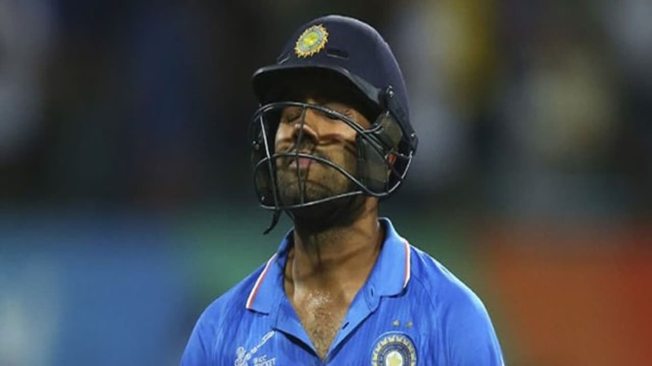 தொடக்கத்திலேயே 2 விக்கெட்டை இழந்து தடுமாறும் இந்தியா..! தொடக்கத்திலேயே 2 விக்கெட்டை இழந்து தடுமாறும் இந்தியா..!