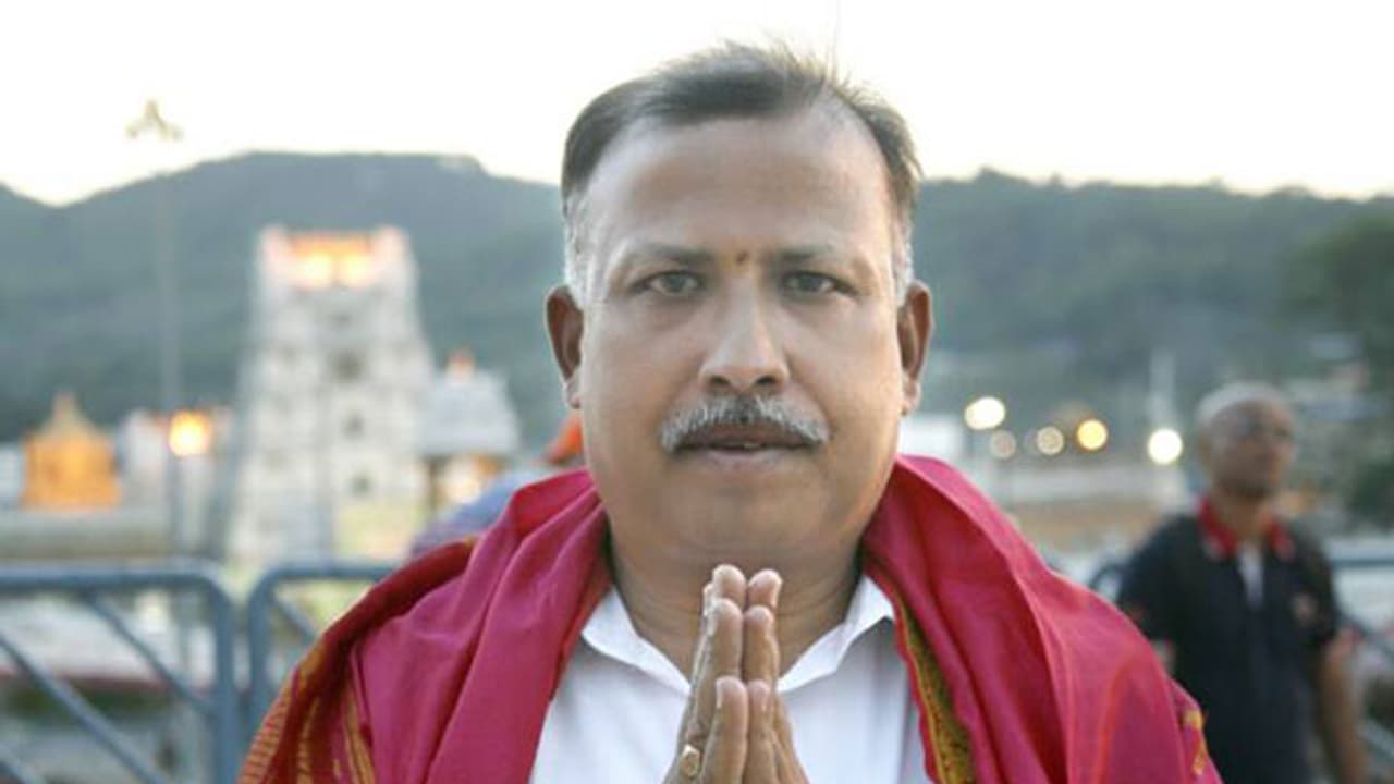 టిటిడి ఛెయిర్మన్ పదవి మీద కొనసాగుతున్న ఉత్కంఠ టిటిడి ఛెయిర్మన్ పదవి మీద కొనసాగుతున్న ఉత్కంఠ