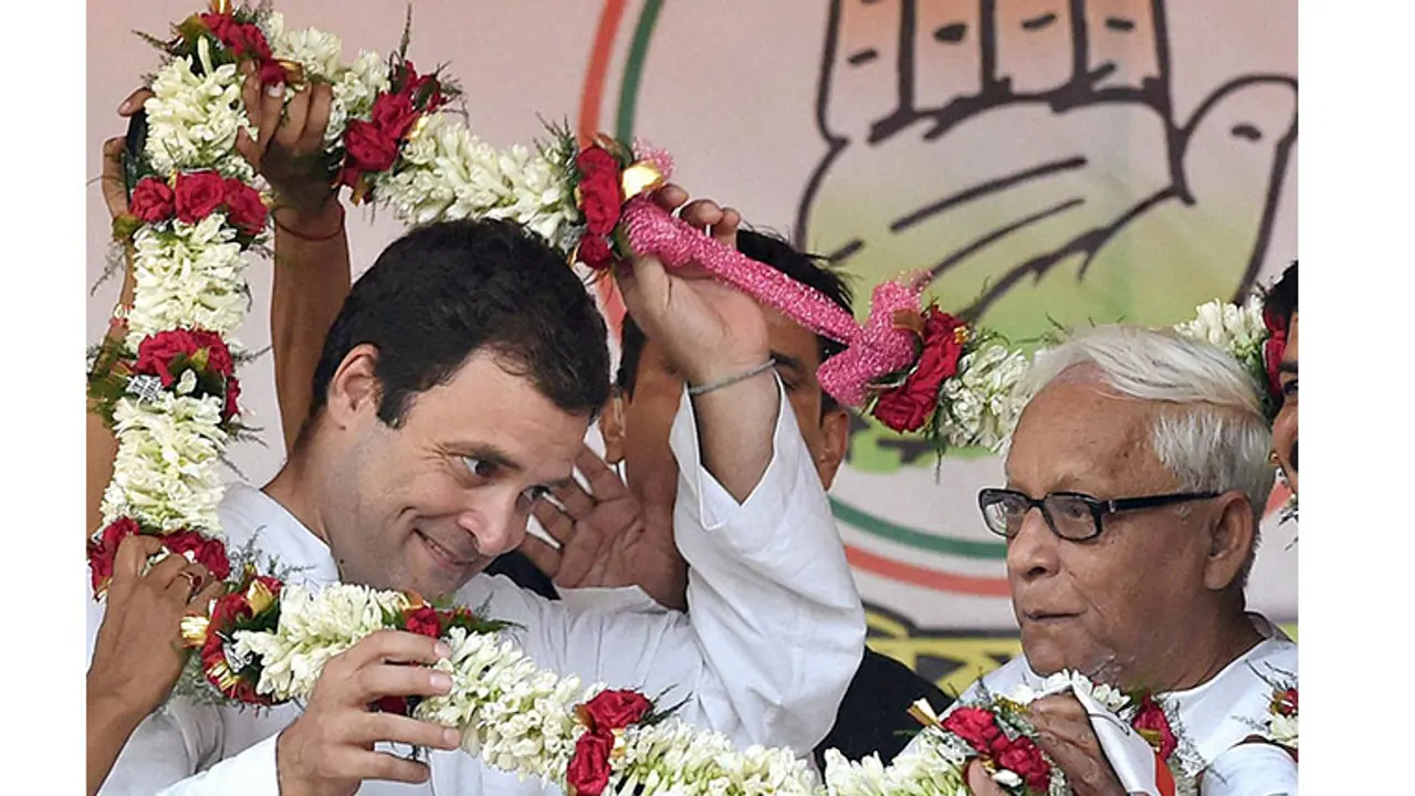 WB polls: Bonhomie, hope at Rahul Gandhi, Buddhadeb rally WB polls: Bonhomie, hope at Rahul Gandhi, Buddhadeb rally