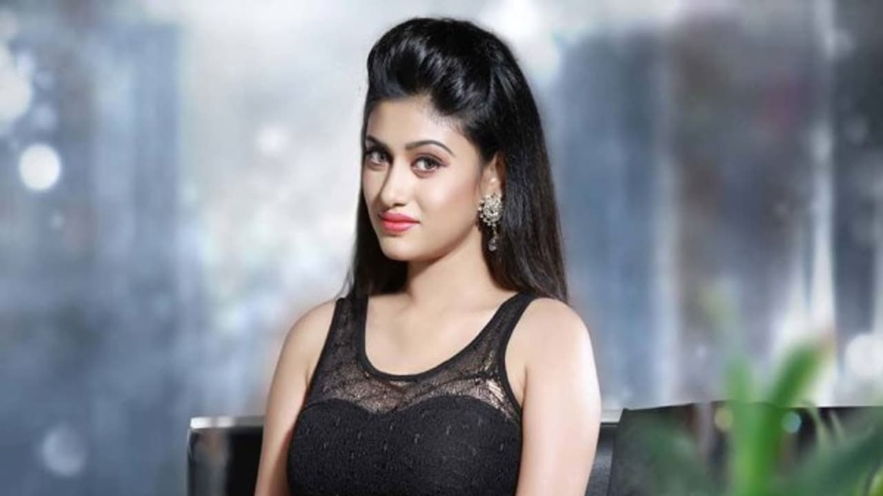 ரஜினி கமல் அரசியலில் இணைந்தால்..? எதிர்பாராத பாராத பதில் கூறி ஷாக் கொடுத்த ஓவியா..! ரஜினி கமல் அரசியலில் இணைந்தால்..? எதிர்பாராத பாராத பதில் கூறி ஷாக் கொடுத்த ஓவியா..!