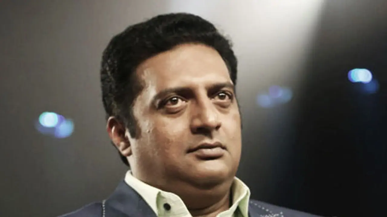 നോട്ട് നിരോധനം ഏറ്റവും വലിയ മണ്ടത്തരം; സര്‍ക്കാര്‍ മാപ്പ് പറയണമെന്ന് പ്രകാശ് രാജ്