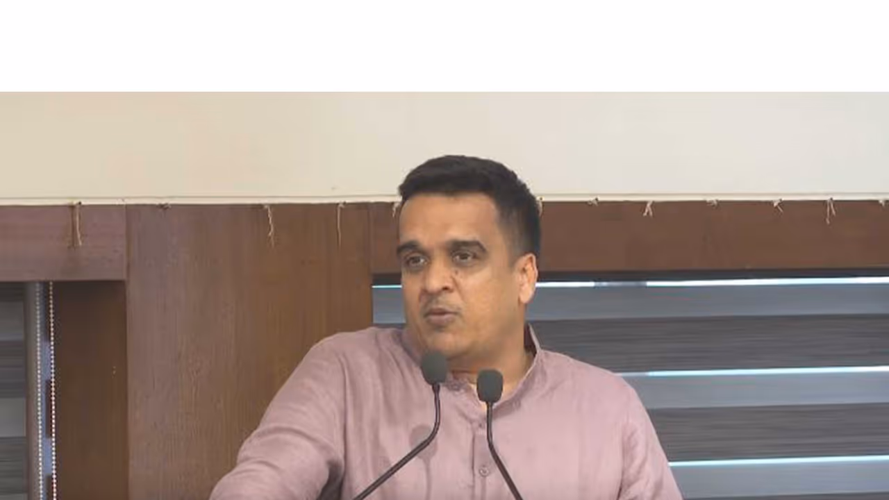 Gujarat Deputy Chief Minister Harsh Sanghavi (Photo/ANI) Gujarat Deputy Chief Minister Harsh Sanghavi (Photo/ANI)
