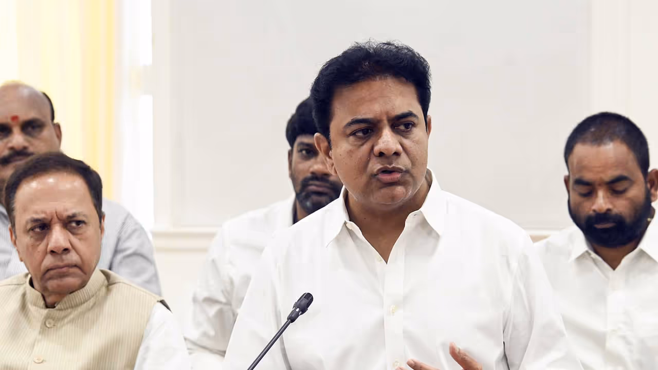 BRS Working President KT Rama Rao (File Photo/ANI) BRS Working President KT Rama Rao (File Photo/ANI)