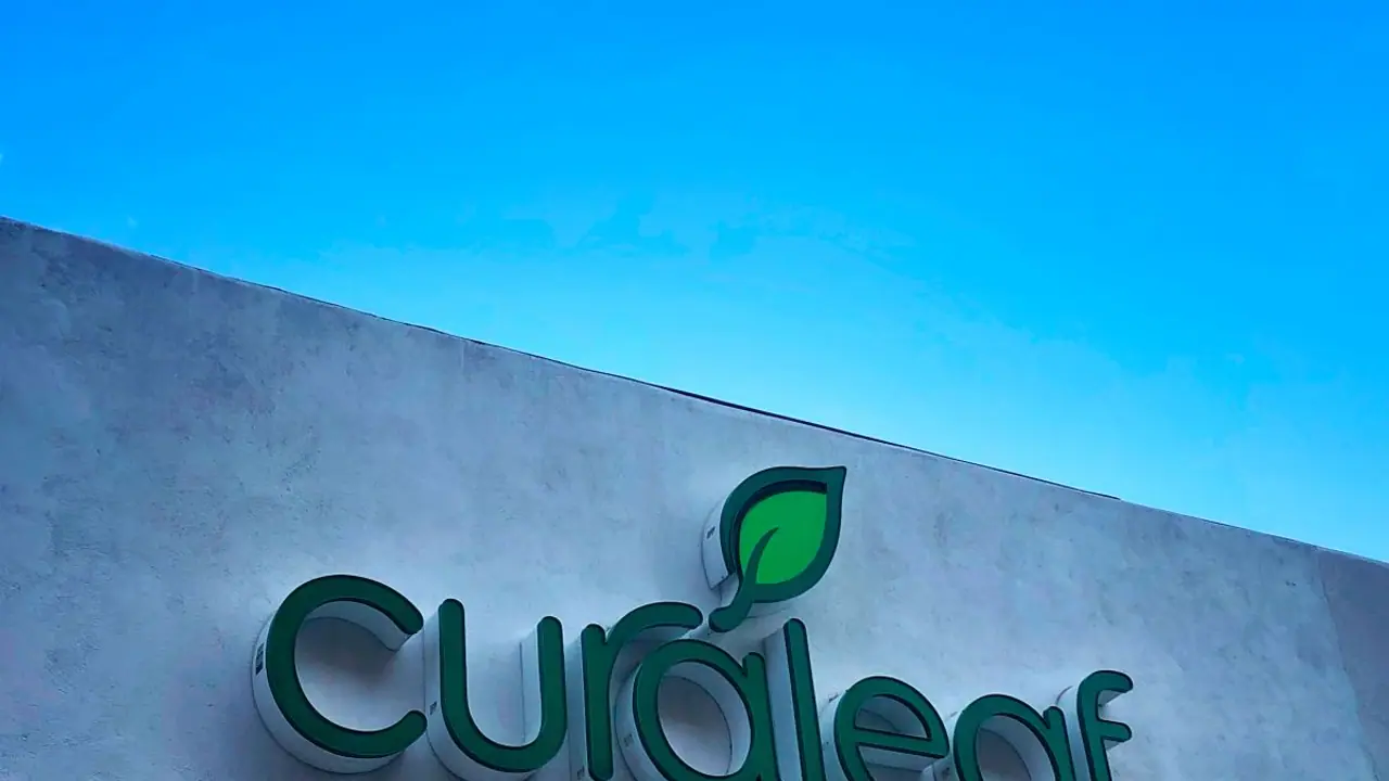 Curaleaf's Q4 Profit Swing Ignites Retail Chatter, But Shrinking Revenue Dampens The High Curaleaf's Q4 Profit Swing Ignites Retail Chatter, But Shrinking Revenue Dampens The High