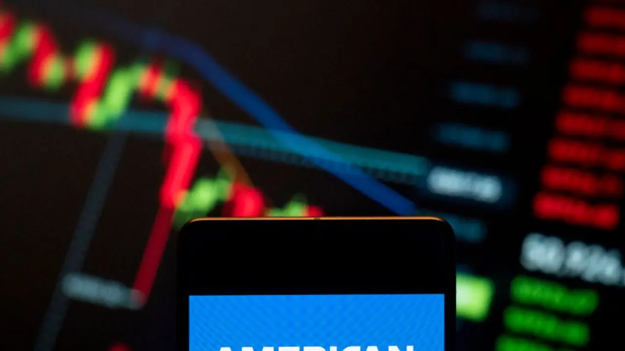 American Express To Pay $230 Million For Deceptive Sales Practises: Retail Turns Bearish American Express To Pay $230 Million For Deceptive Sales Practises: Retail Turns Bearish