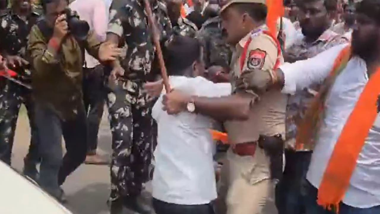 BJP and Hindu organisations staged a protest demanding that the government release water for Ganesh idol immersion. (Photo/ ANI) BJP and Hindu organisations staged a protest demanding that the government release water for Ganesh idol immersion. (Photo/ ANI)