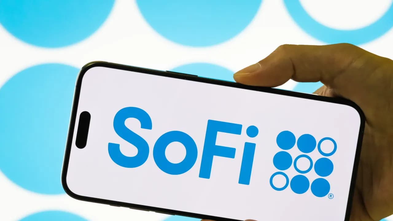 https://stocktwits.com/news articles/markets/equity/sofi stock rises 25b card program moves to stablecoin settlement on mastercard/cZMPoiDRBet https://stocktwits.com/news articles/markets/equity/sofi stock rises 25b card program moves to stablecoin settlement on mastercard/cZMPoiDRBet